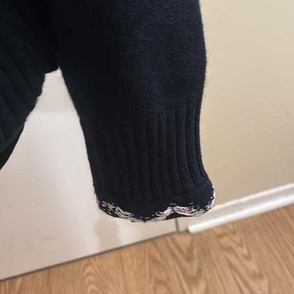 4️⃣5️⃣0️⃣0️⃣ brand new Authentic Chanel cashmere sweater - Picture 4 of 12